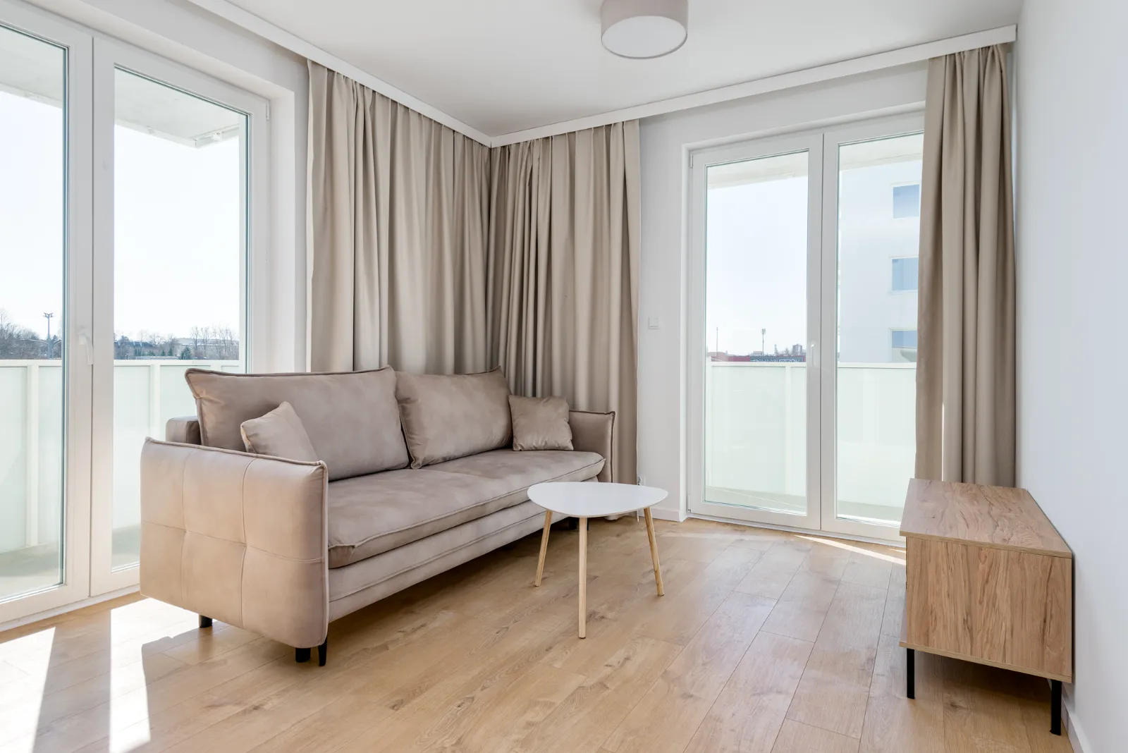 Wnętrze przed home stagingiem